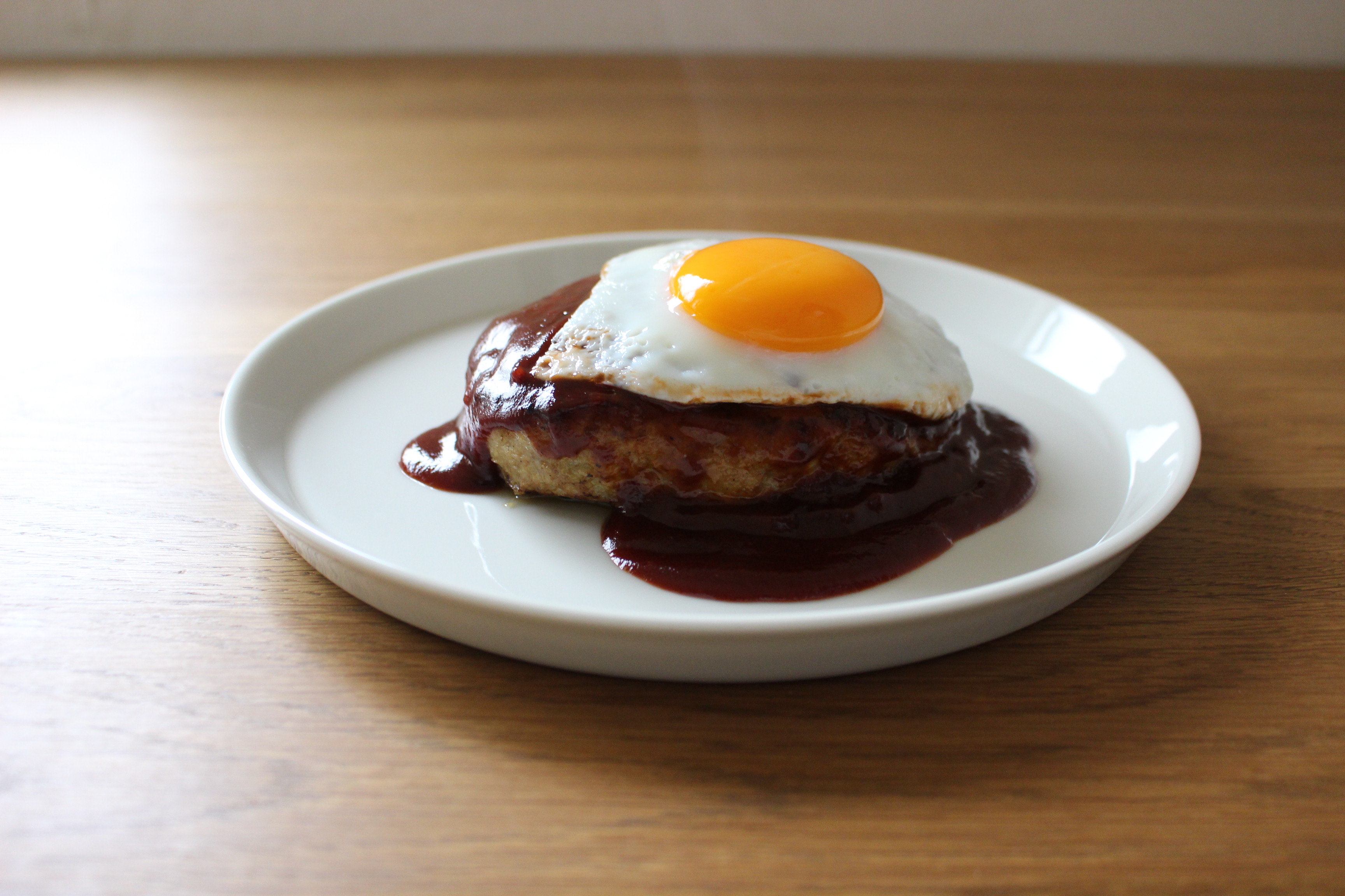目玉焼きハンバーグ – ひよこ食堂