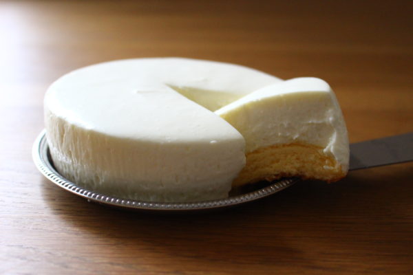 白いチーズケーキ