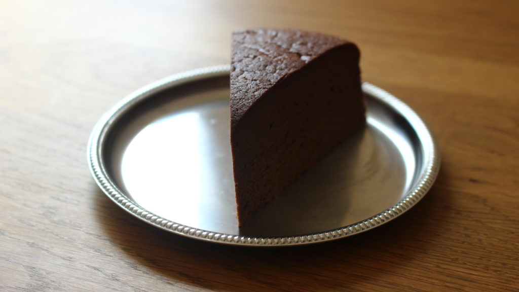 濃厚チョコレートケーキ