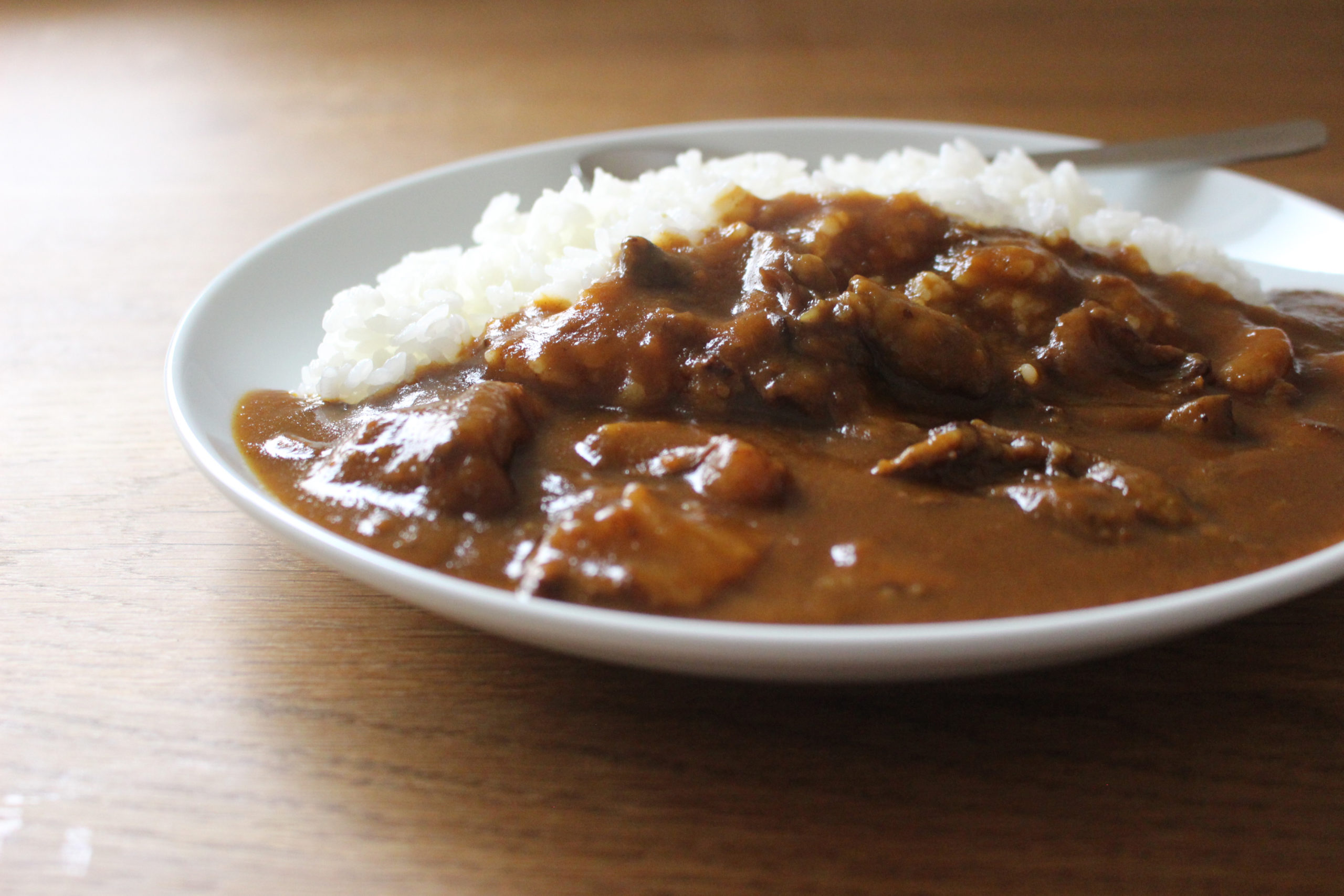 牛すじカレー ひよこ食堂