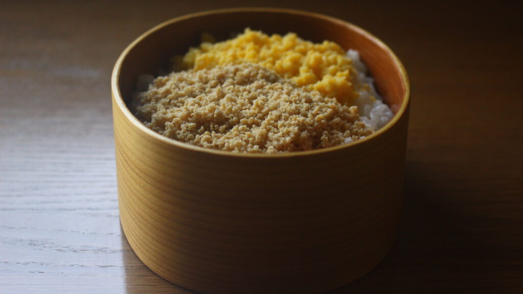 鶏そぼろ丼