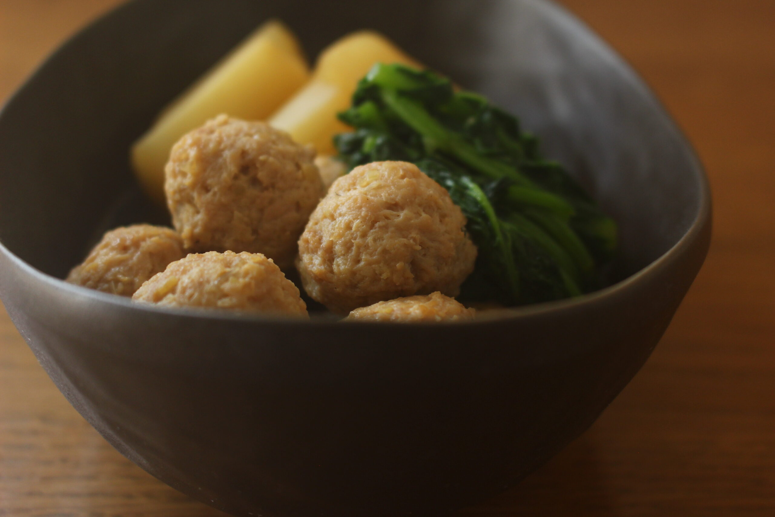 鶏だんごと大根の煮物