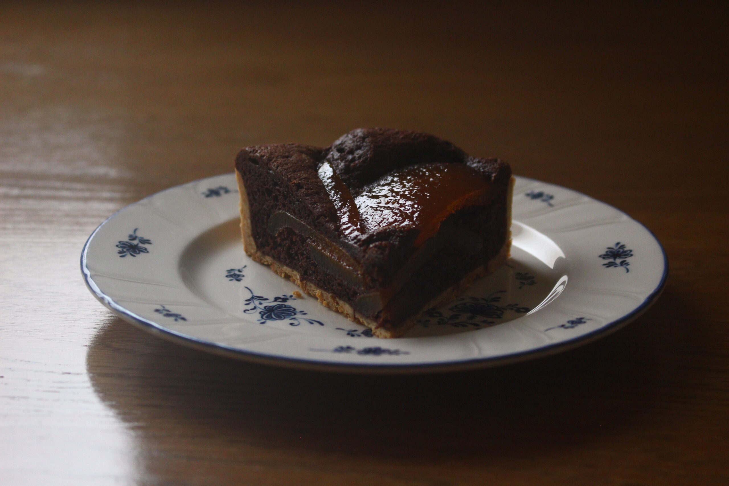 はっさくピールのチョコレートケーキタルト