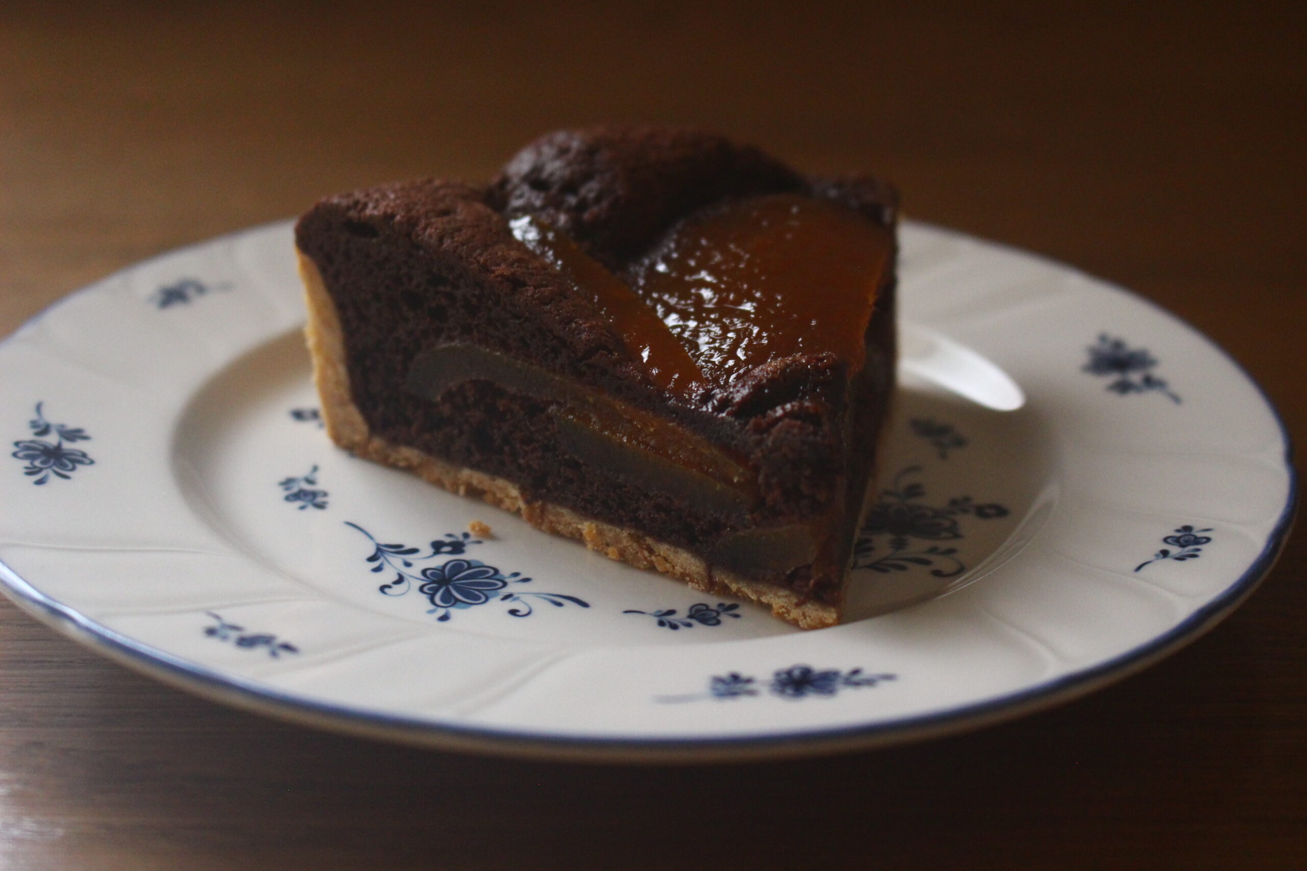 はっさくピールのチョコレートケーキタルト