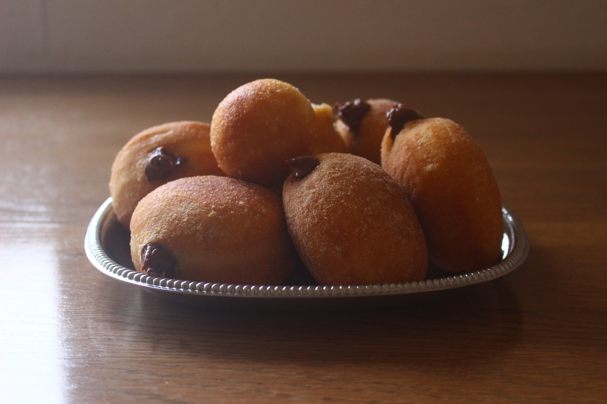 チョコカスタードクリームドーナツ