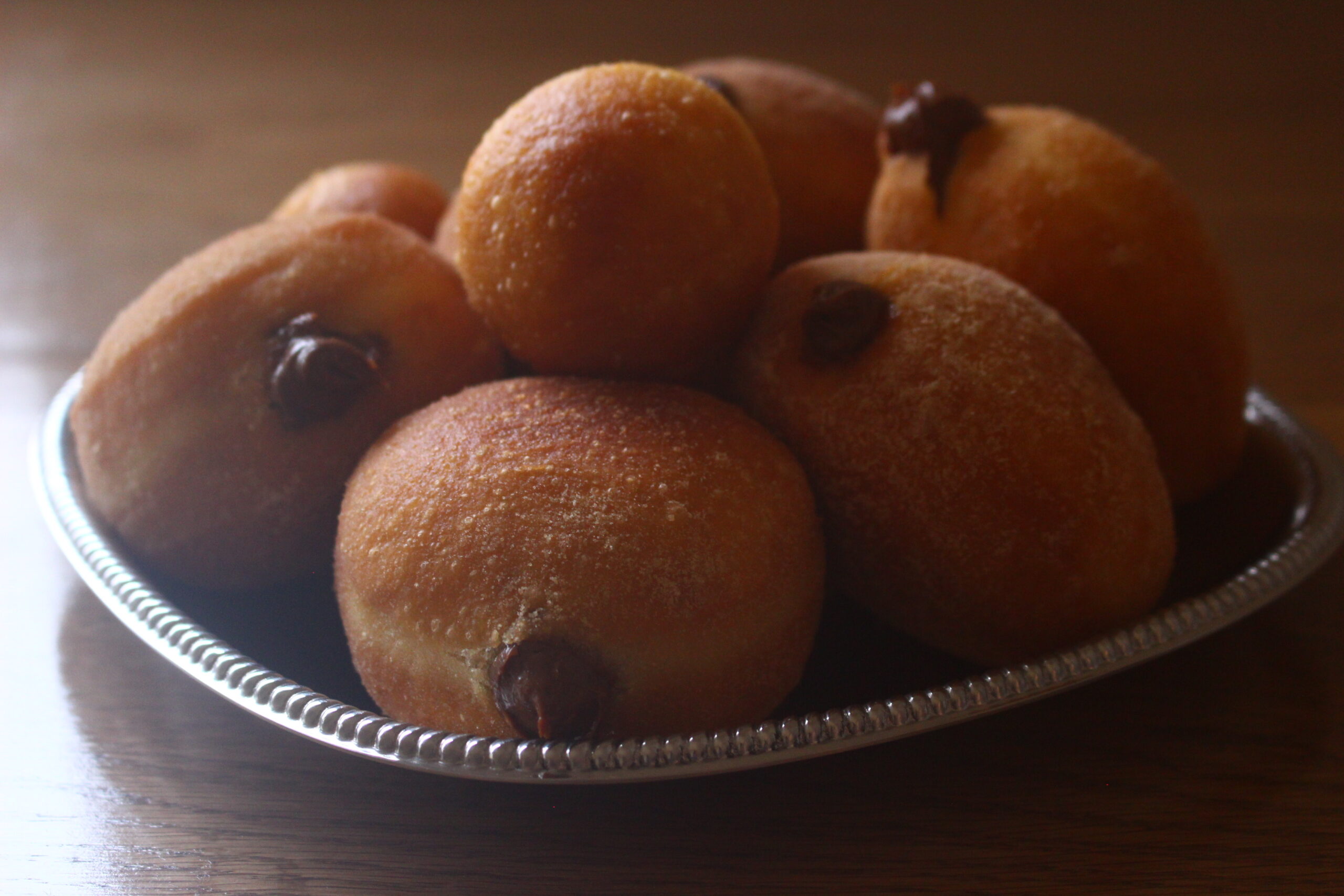 チョコカスタードクリームドーナツ