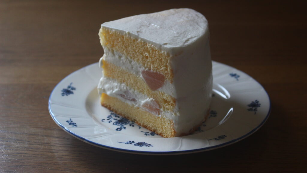 桃のショートケーキ