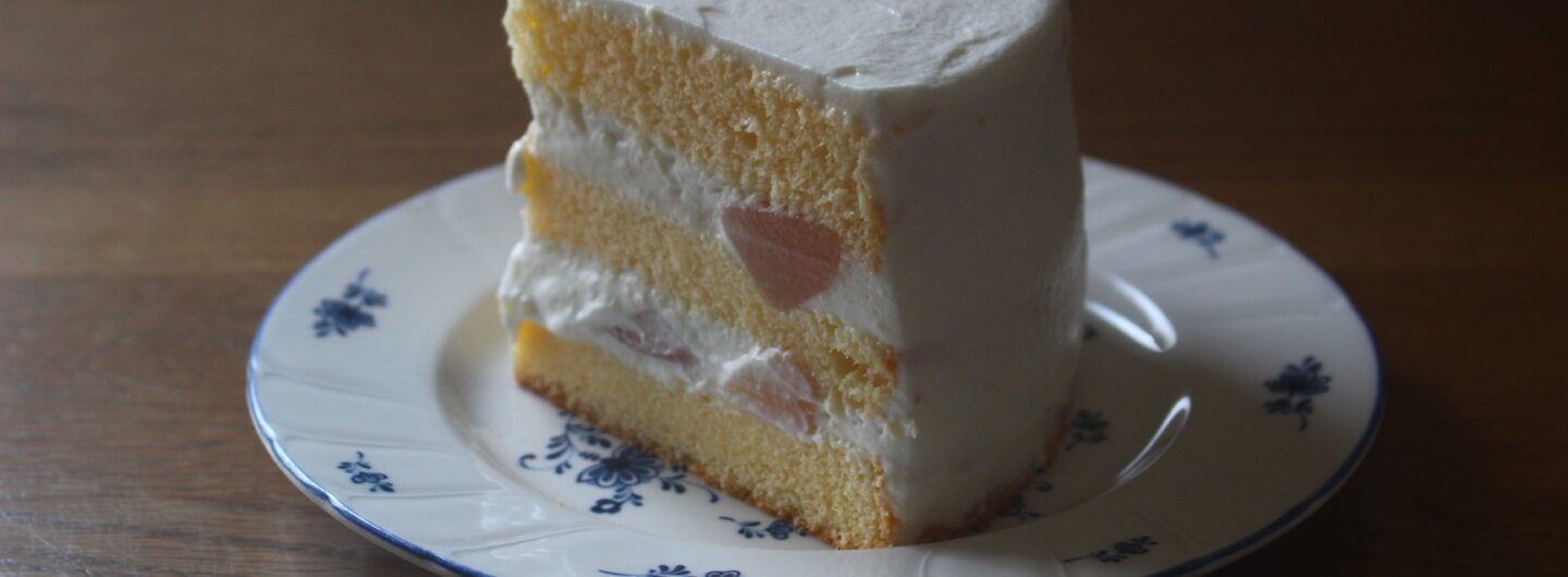 桃のショートケーキ