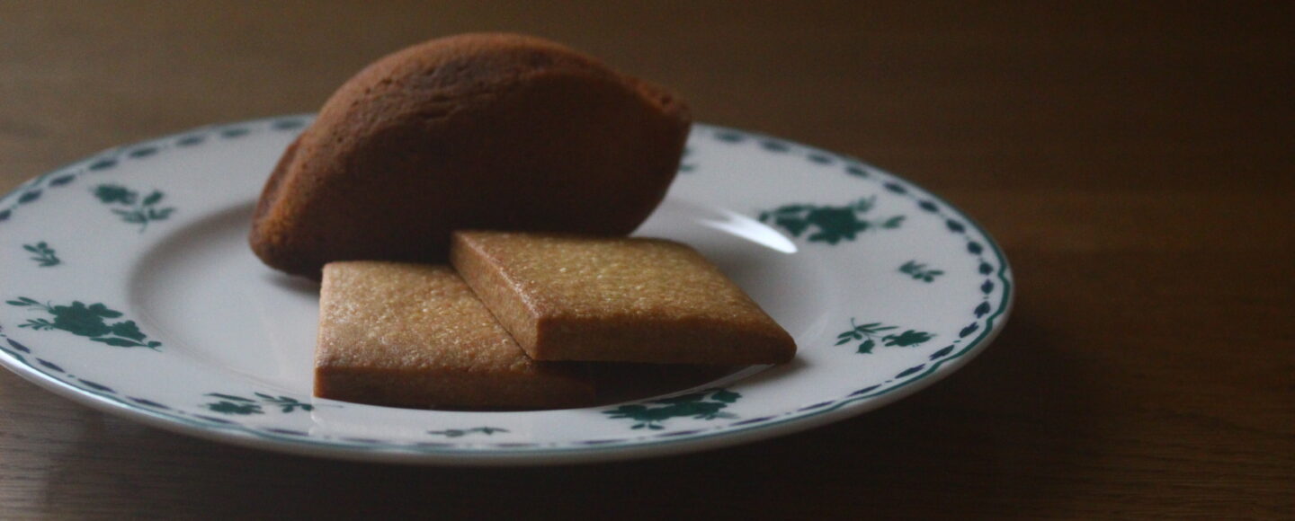 柑橘ピールケーキとクッキー