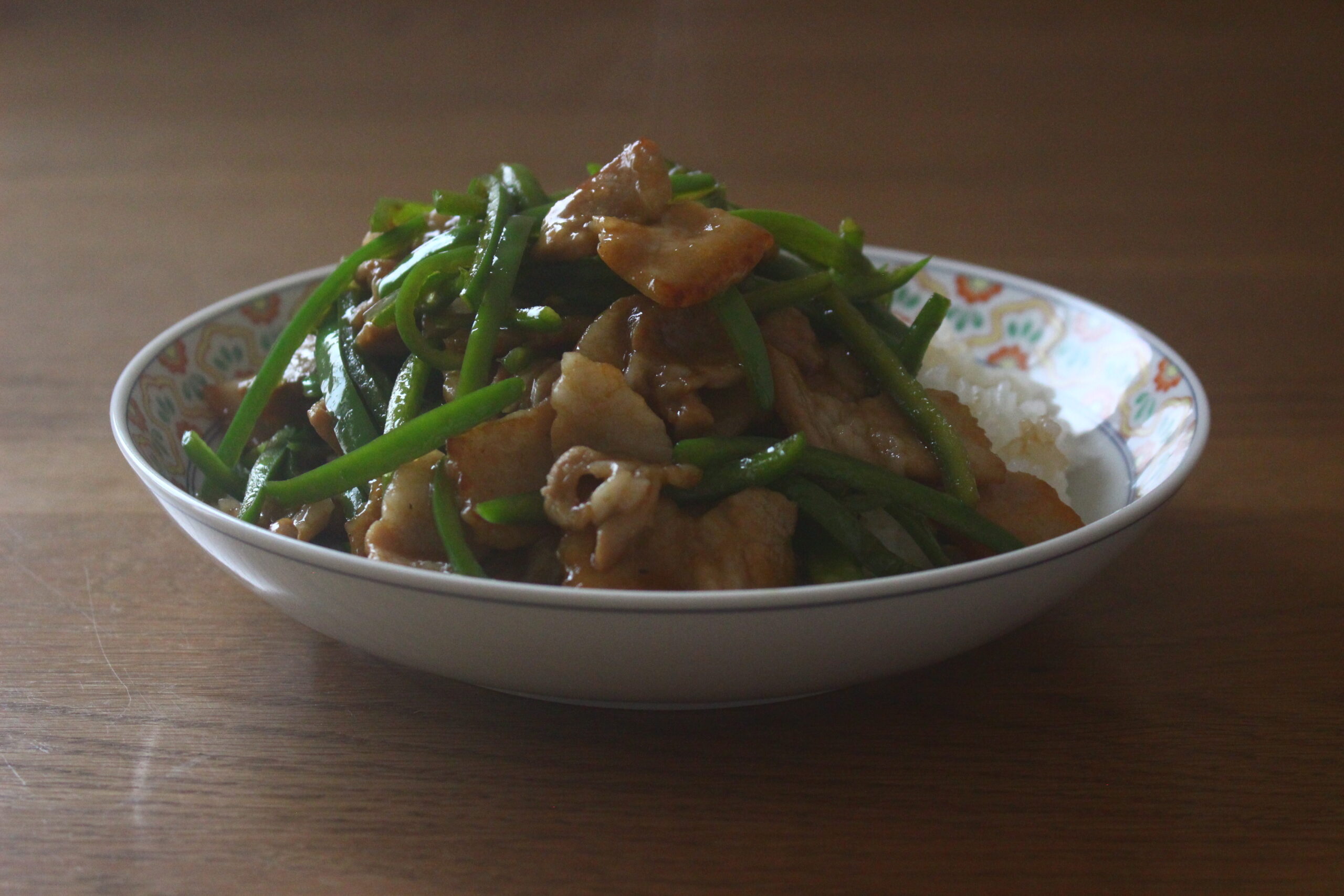 青椒肉絲飯